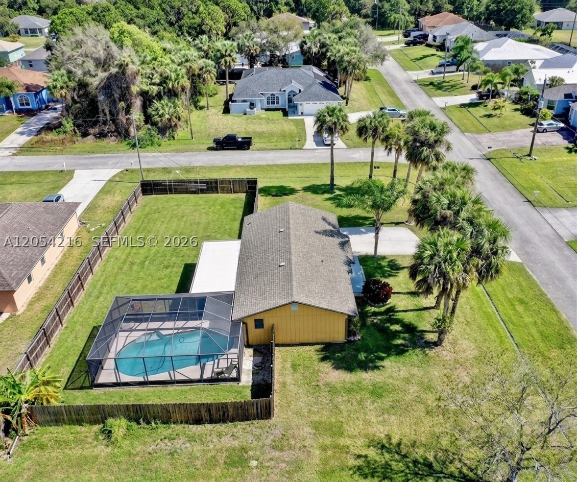 main property photo 17