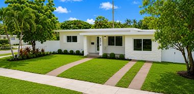 image of property with 4 Bed | 3 Bath | 1,614 Sqft