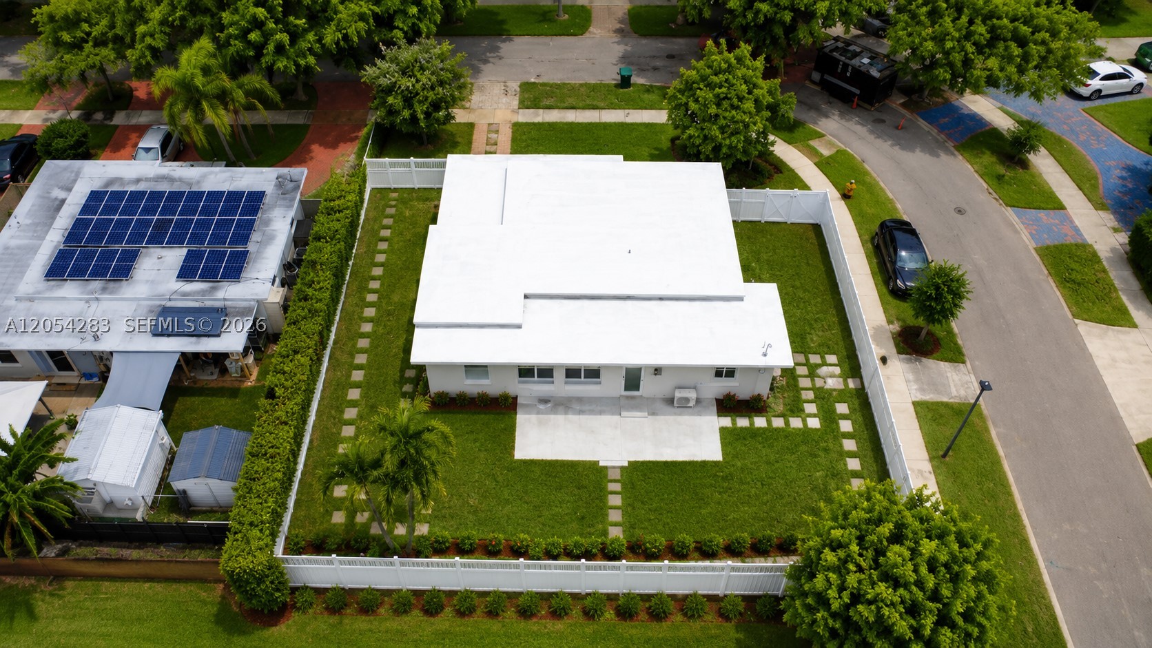 main property photo 29
