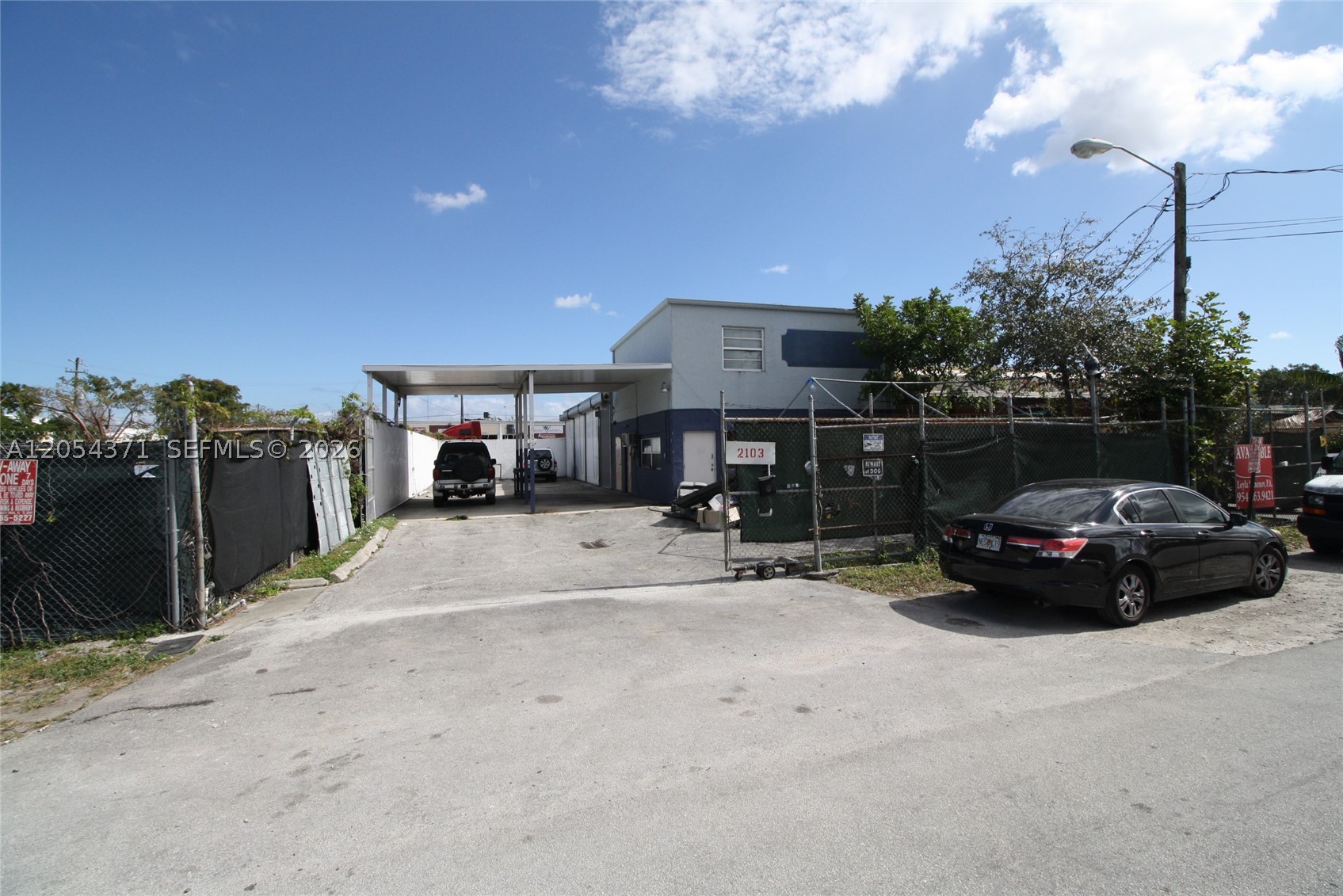 main property photo 2
