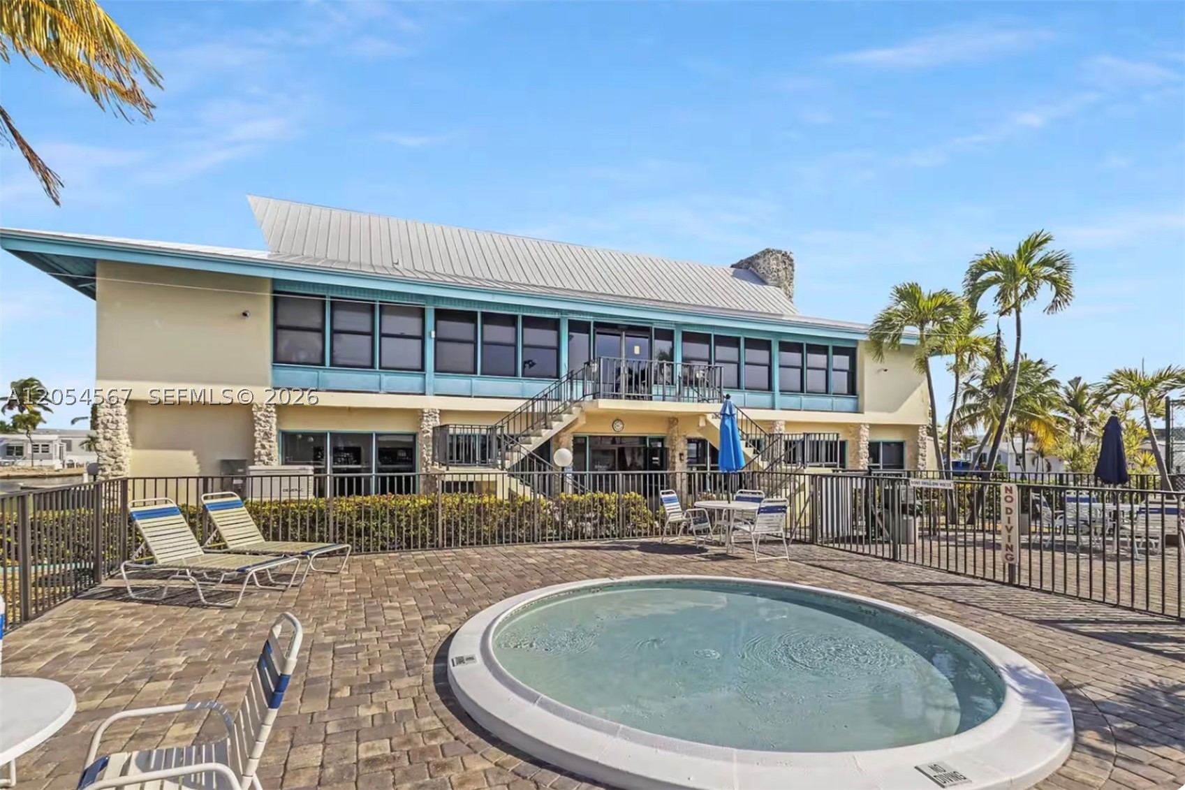 main property photo 32