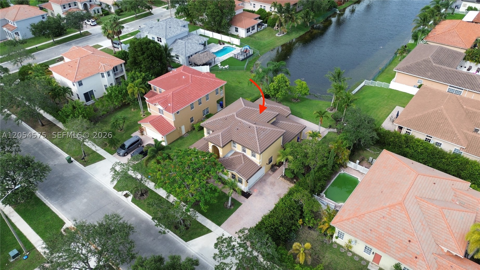 main property photo 3