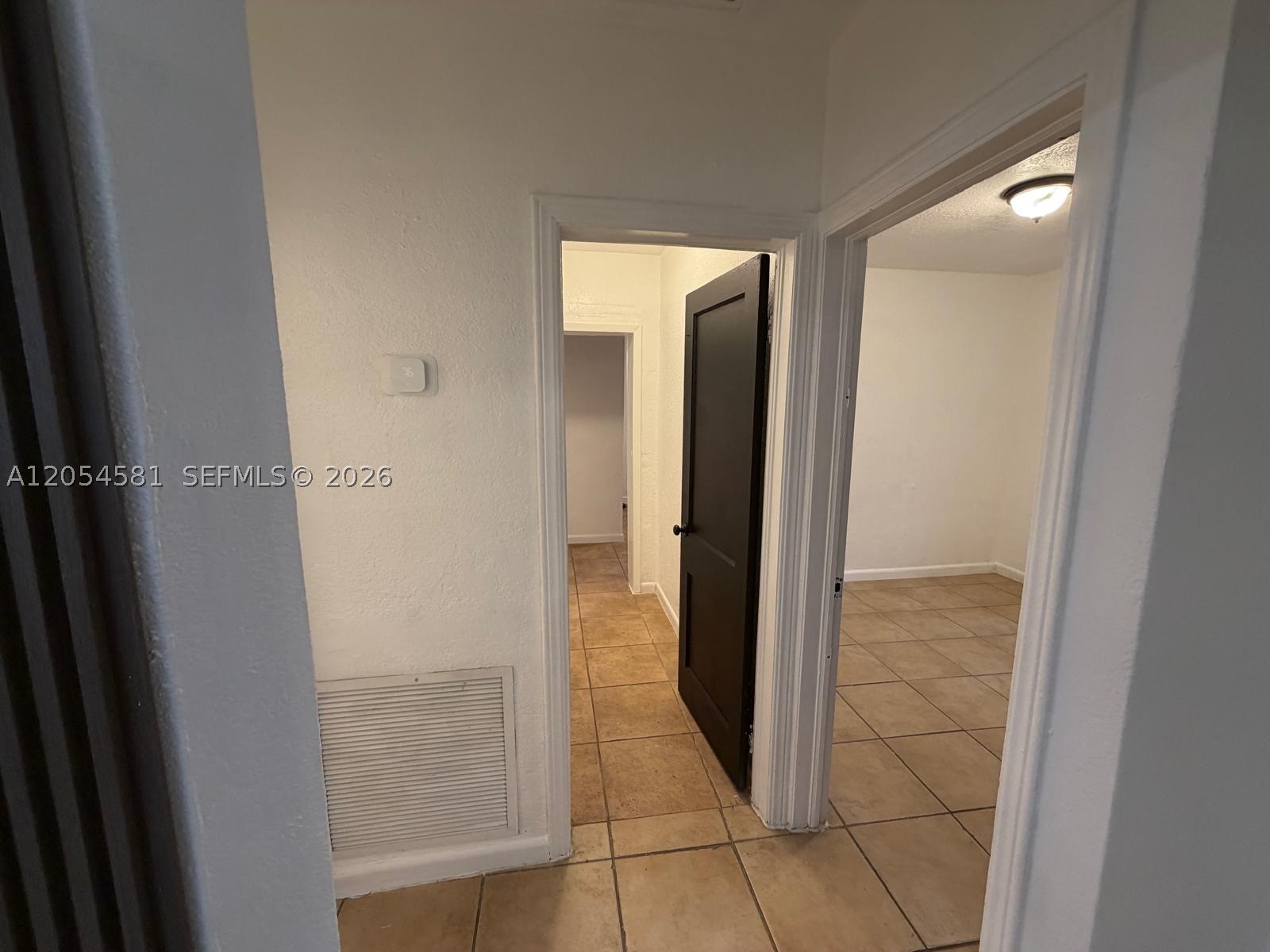 property viewer photo 13