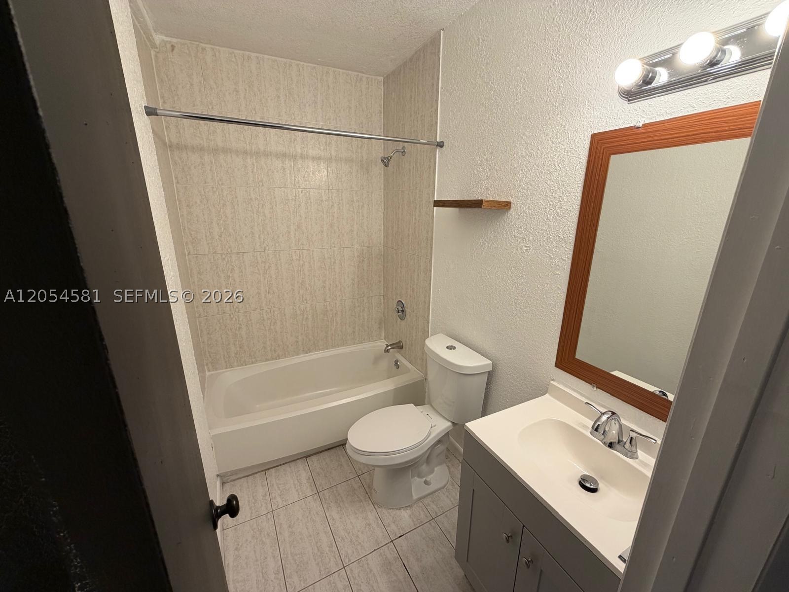 property viewer photo 14