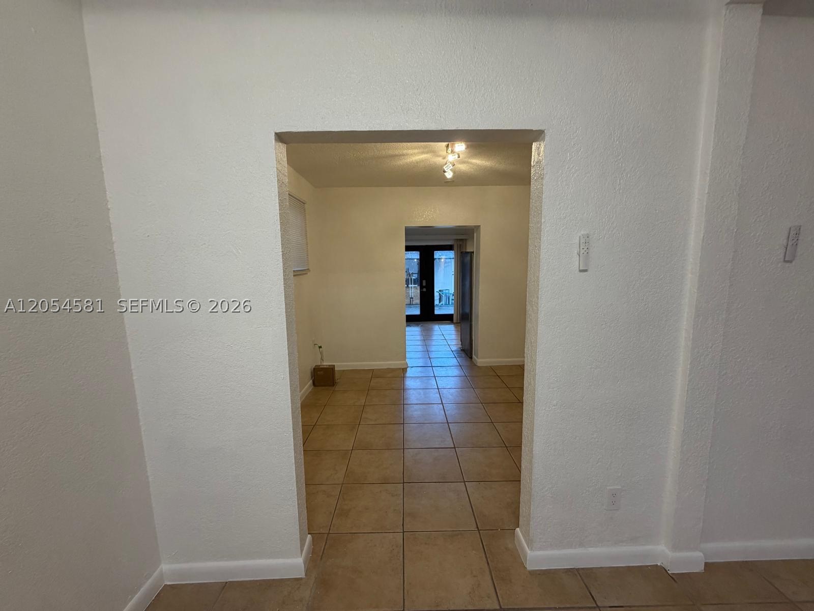 property viewer photo 19