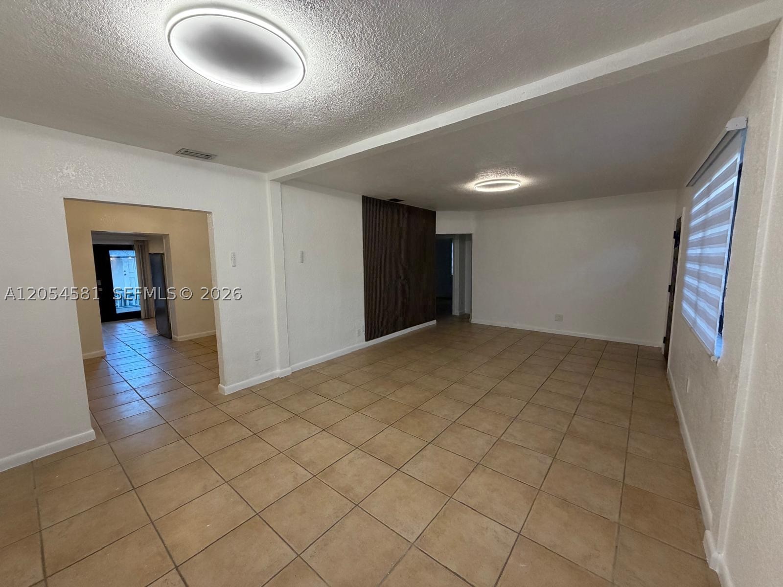 property viewer photo 20