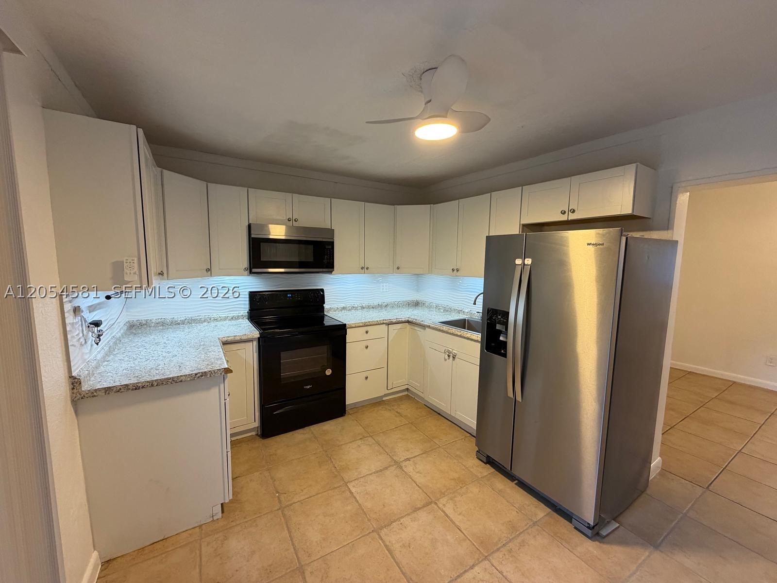 property viewer photo 5