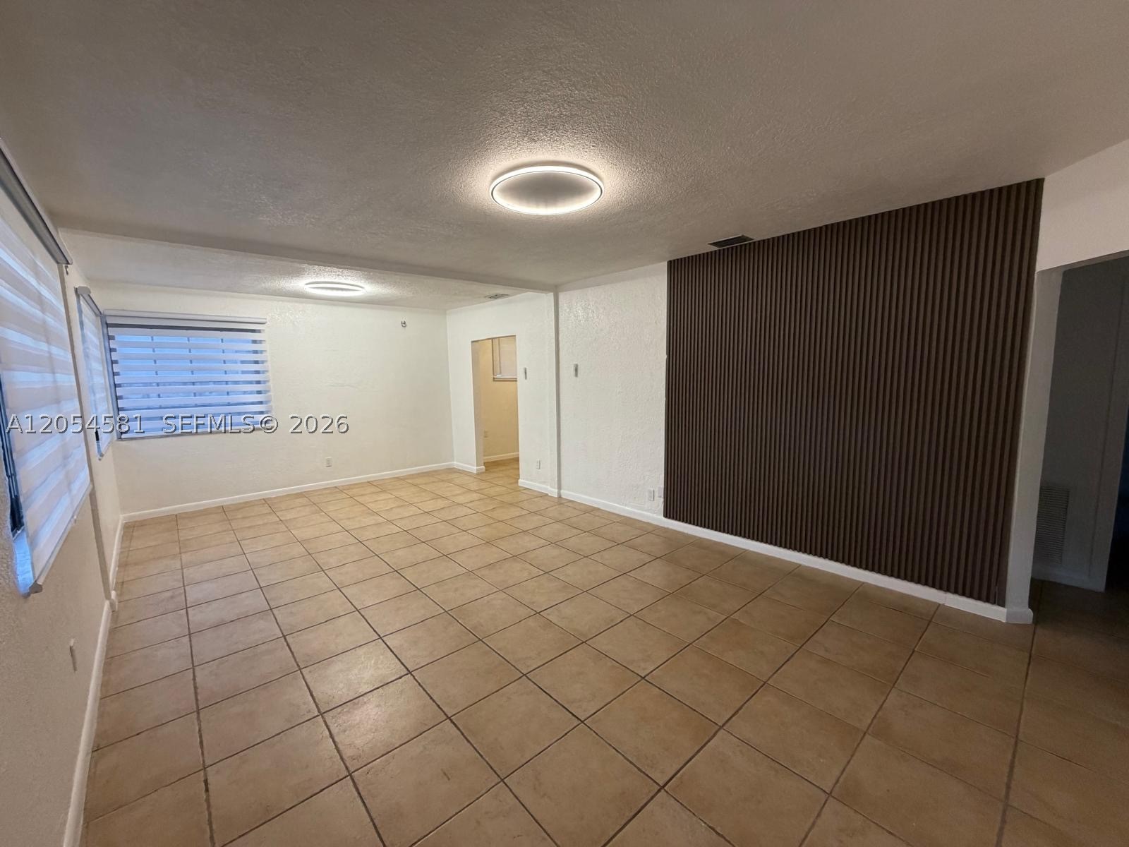 property viewer photo 8
