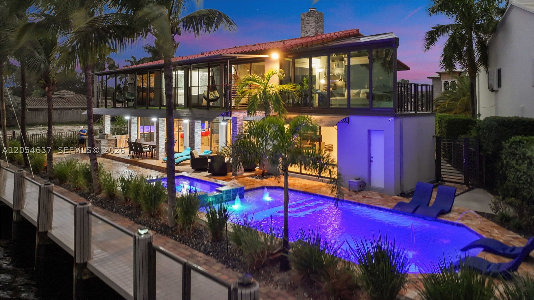 main property photo 4