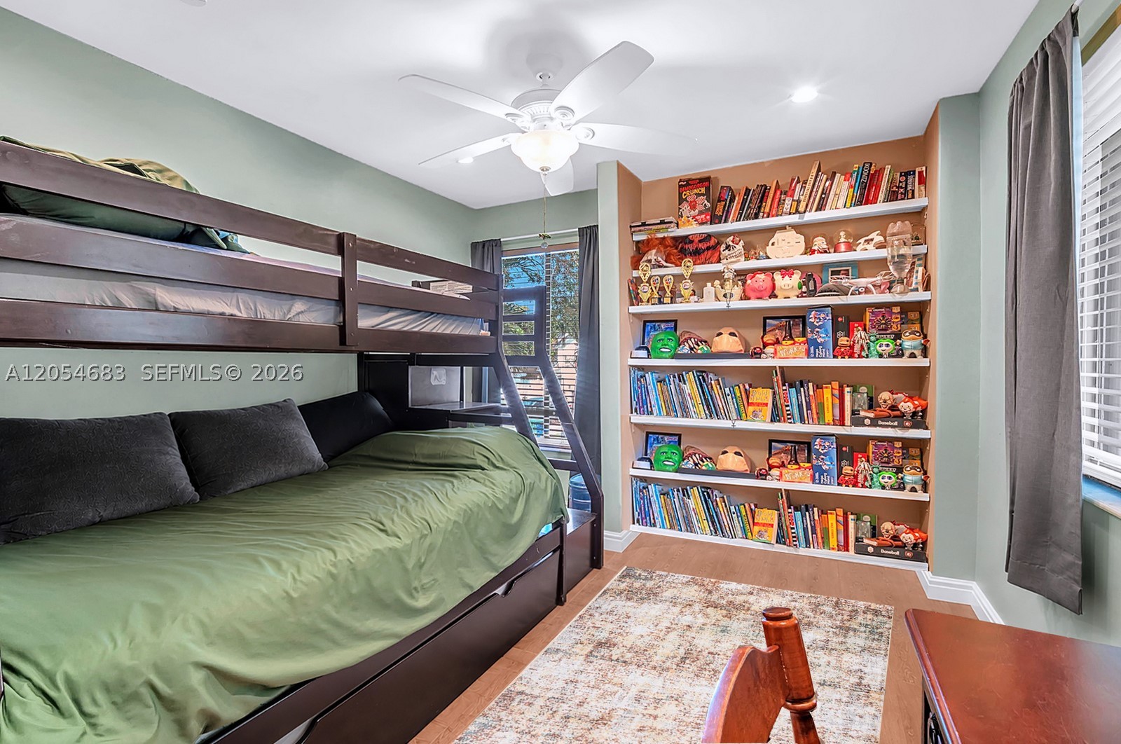 main property photo 30
