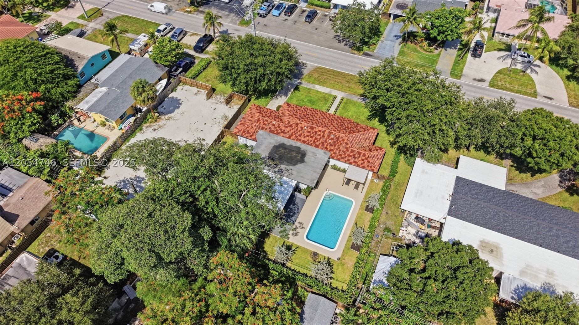 main property photo 75