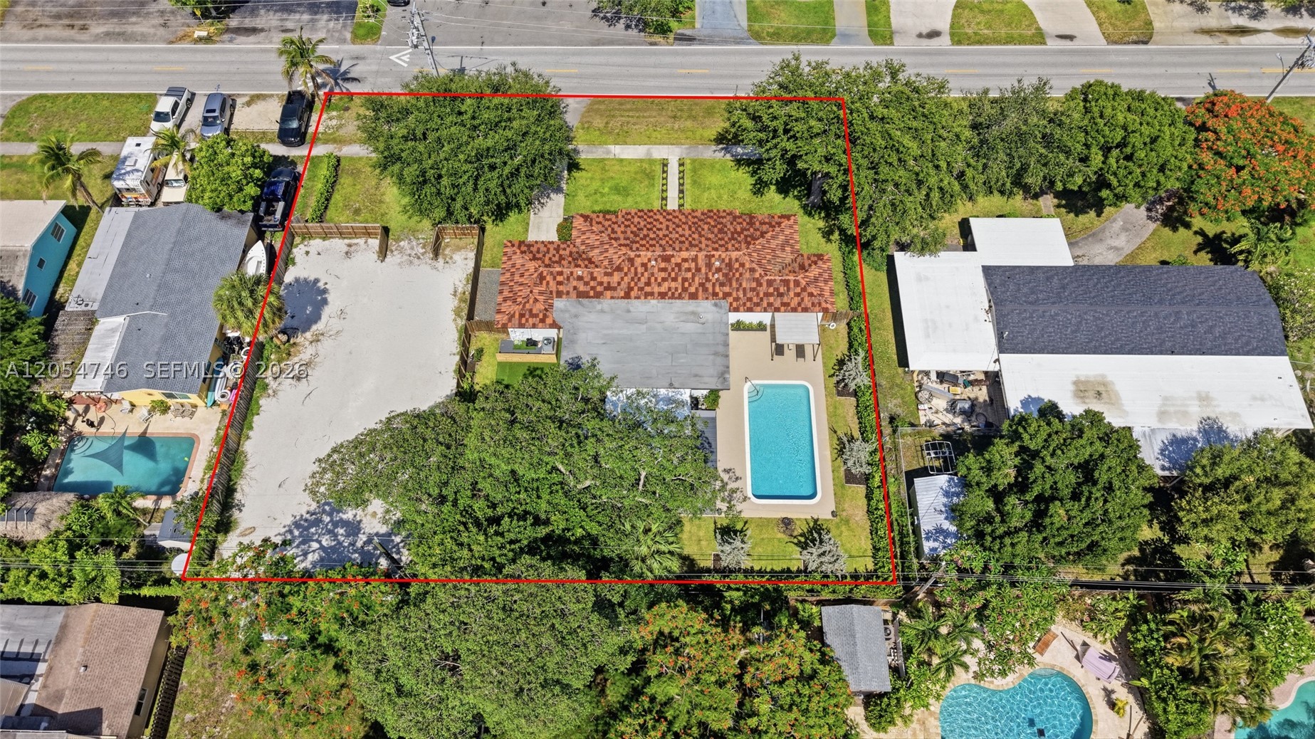 main property photo 77