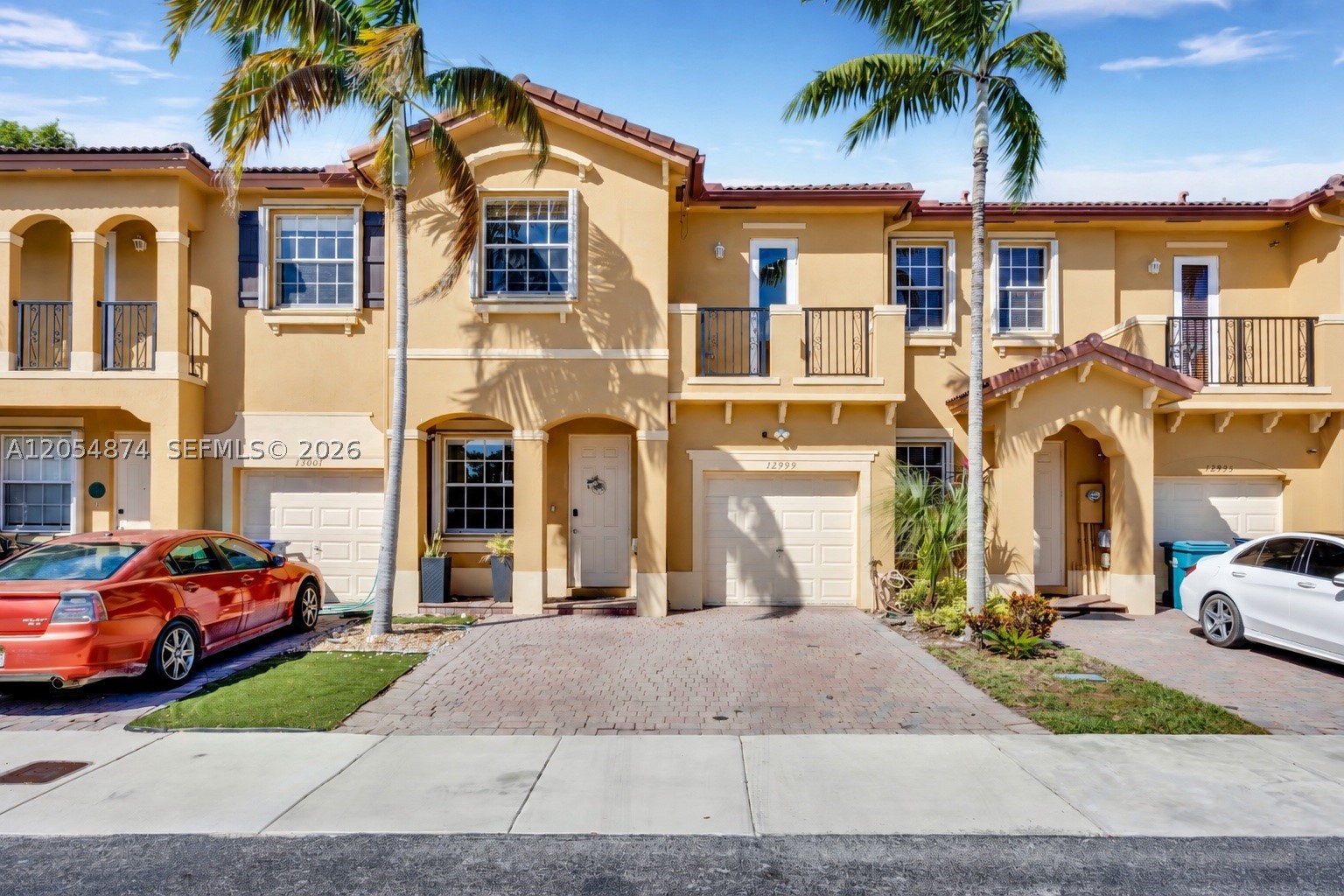 main property photo 0