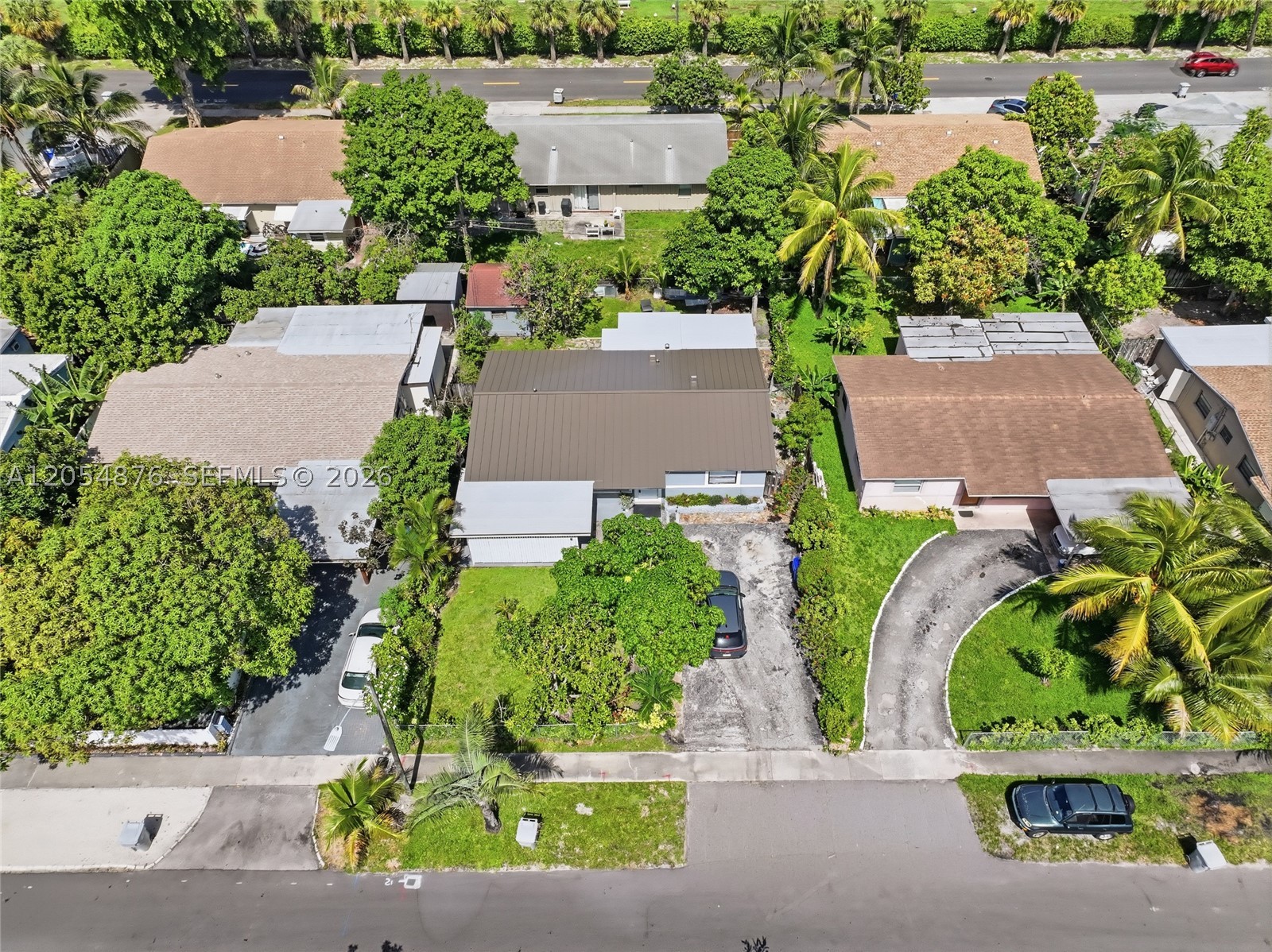 main property photo 30