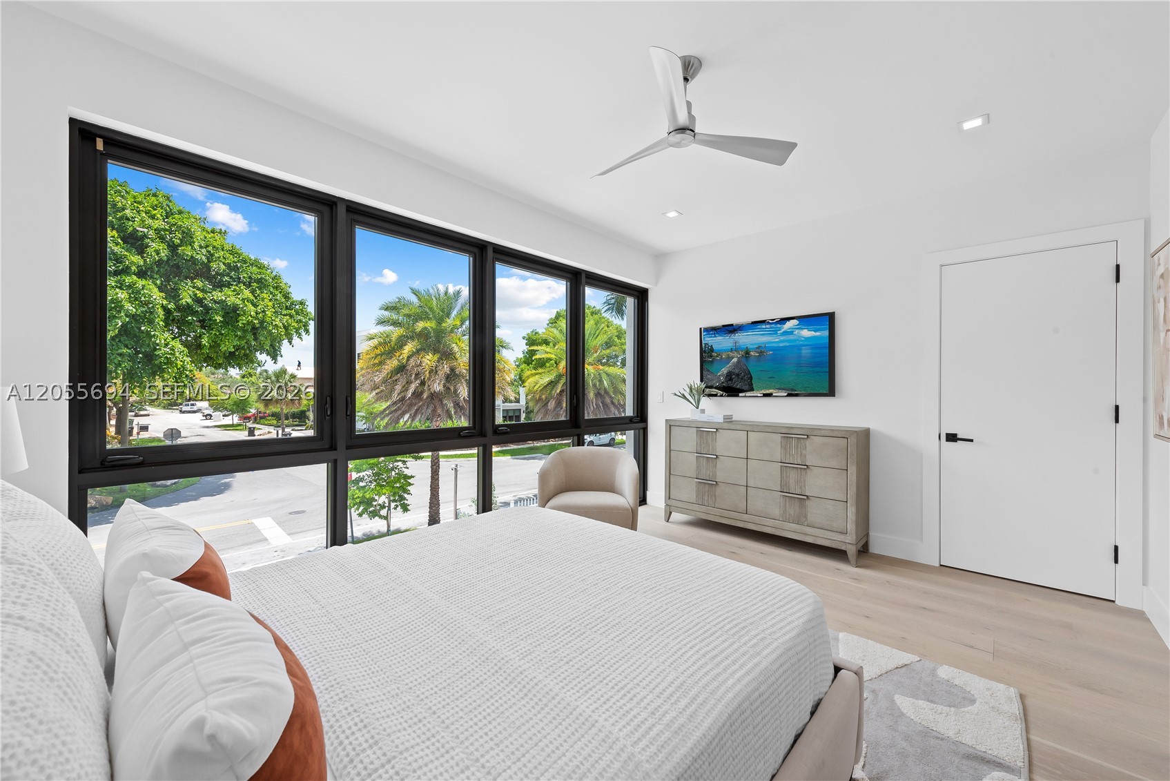 main property photo 67