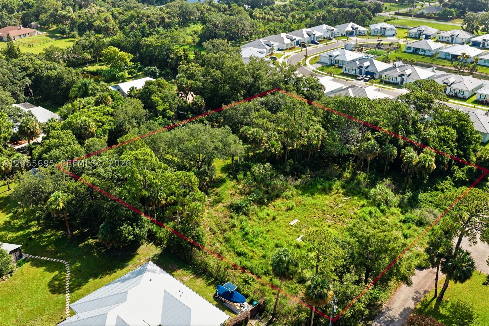 main property photo 15