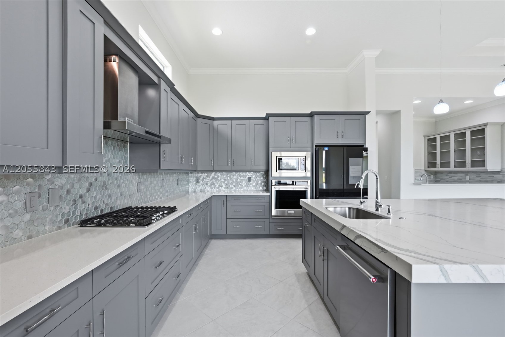 main property photo 70