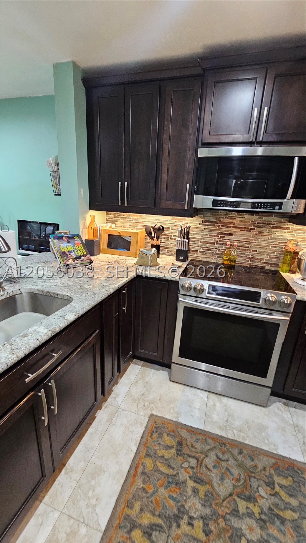 main property photo 79