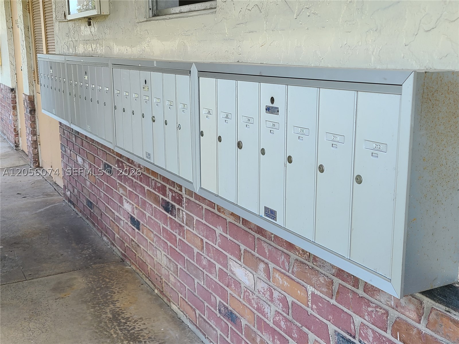 main property photo 17
