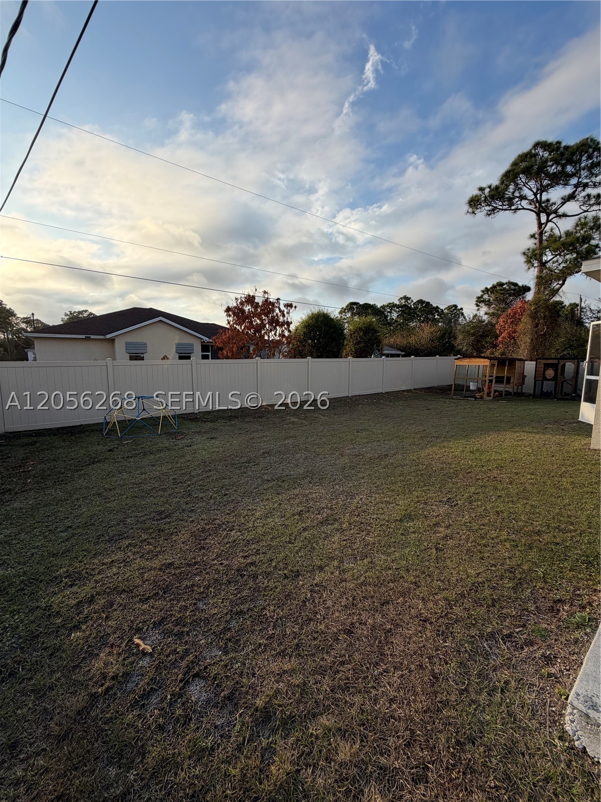 main property photo 26