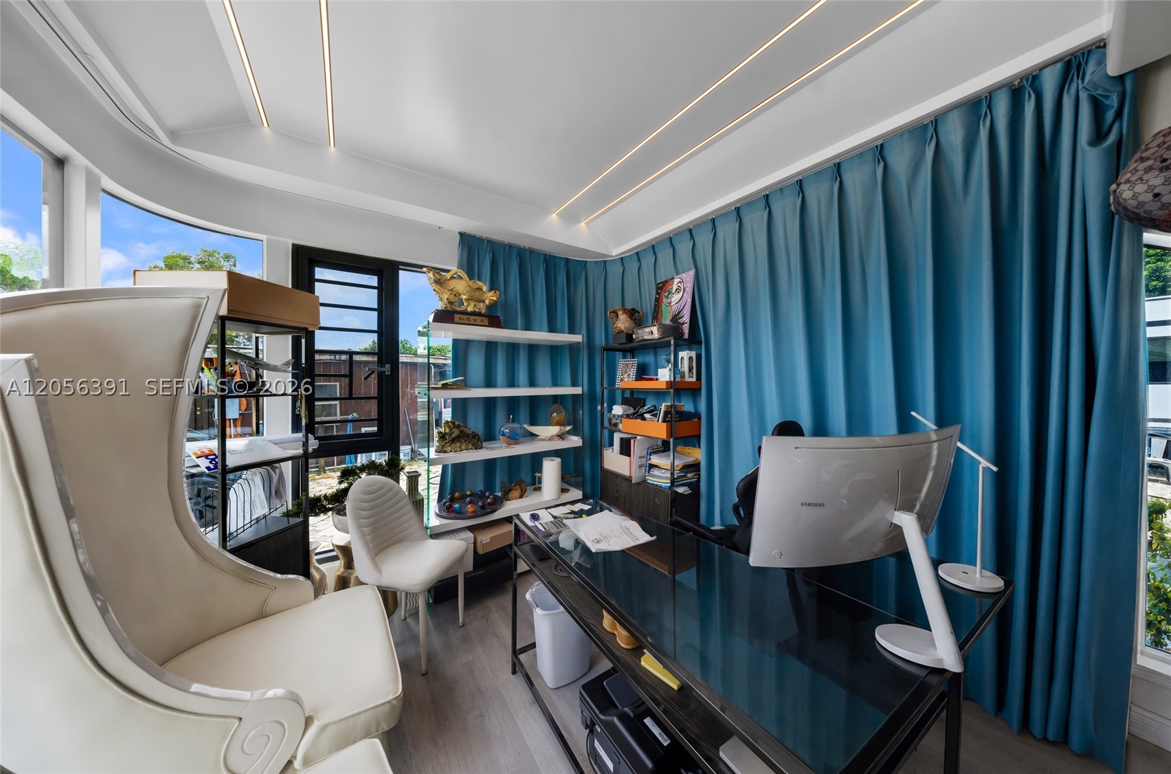 main property photo 20