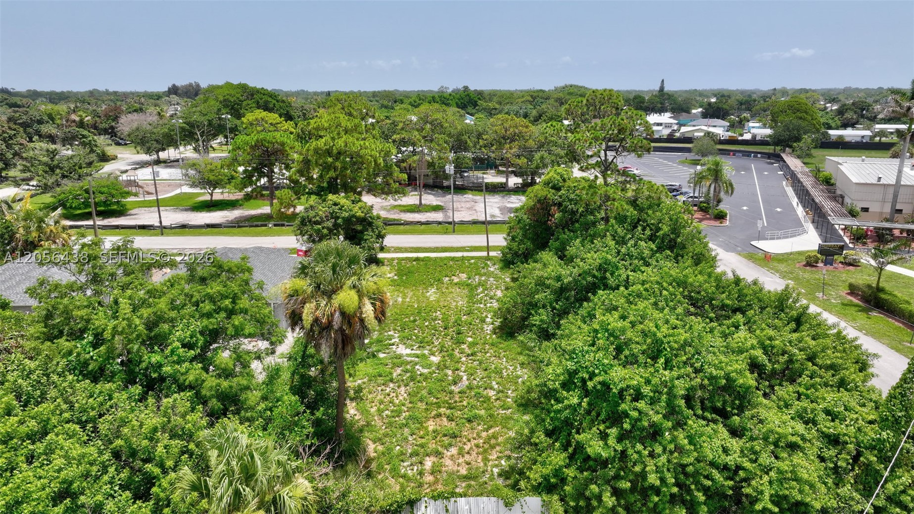 main property photo 6