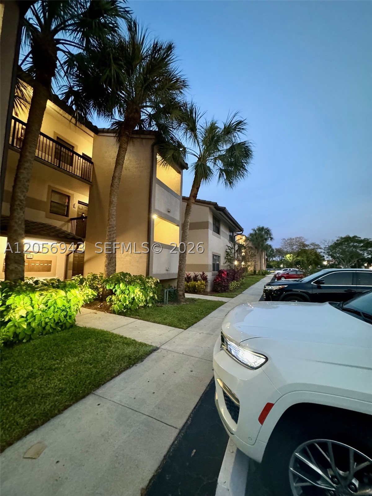 main property photo 21