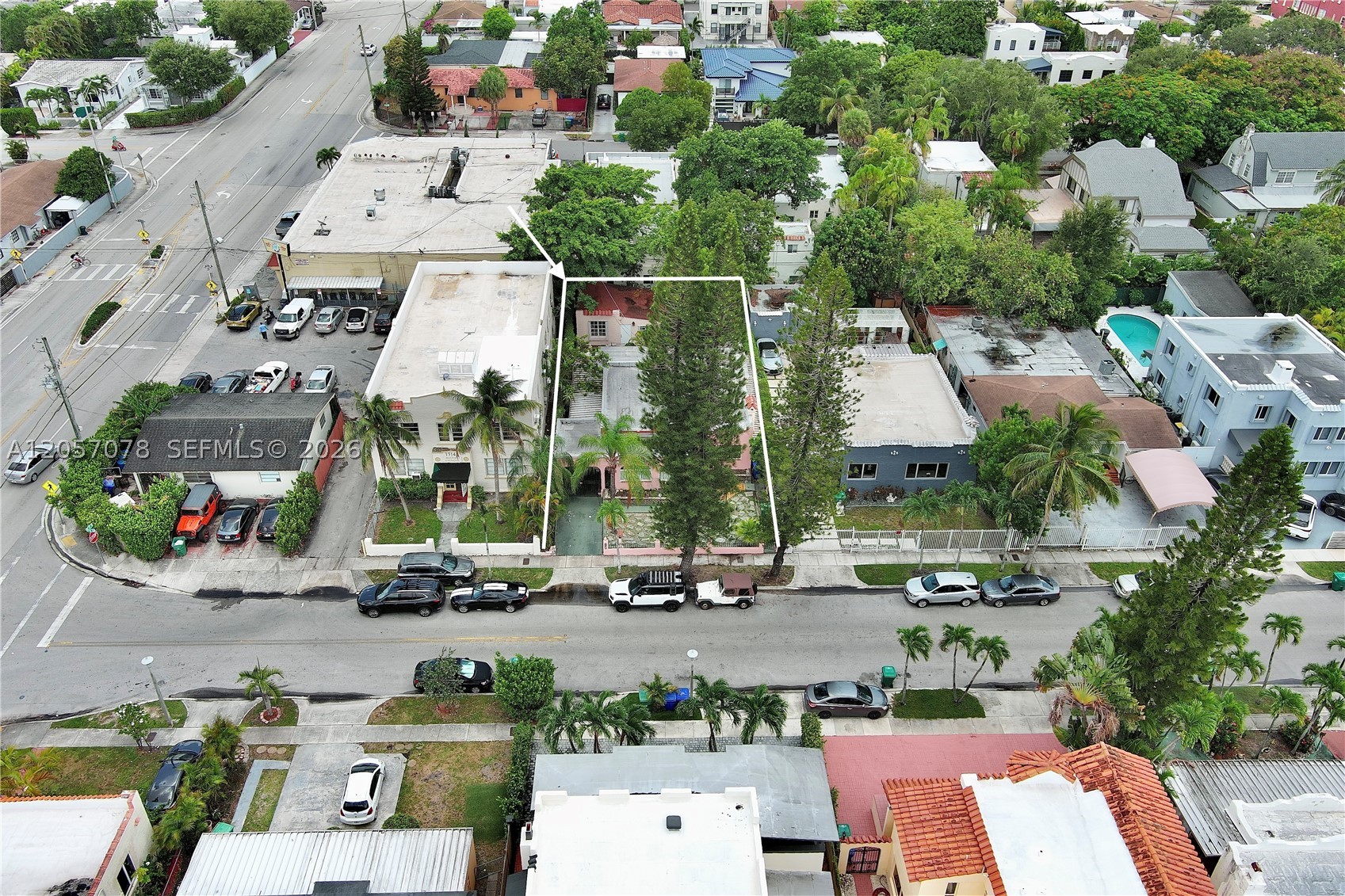 main property photo 28