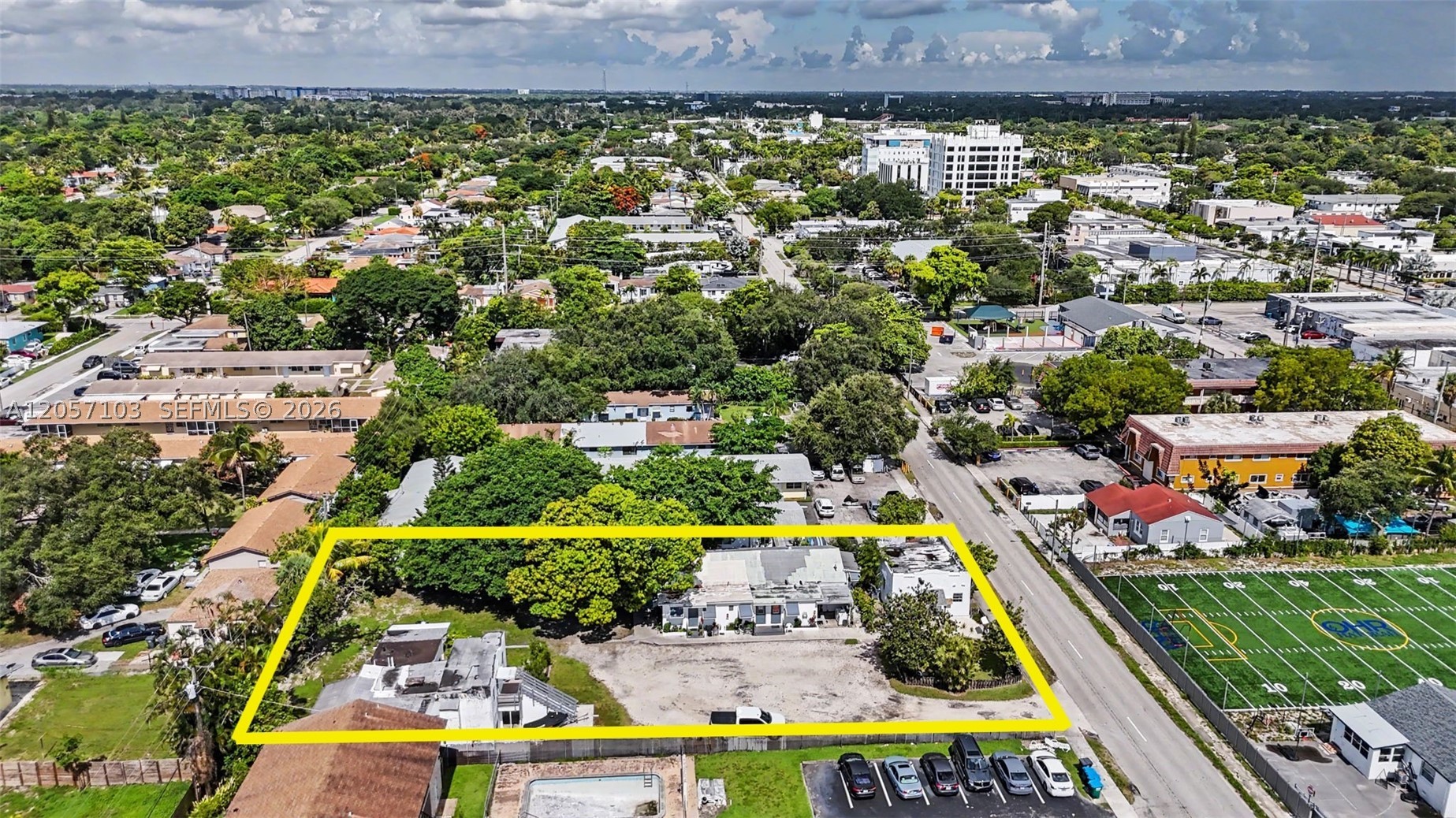 main property photo 17