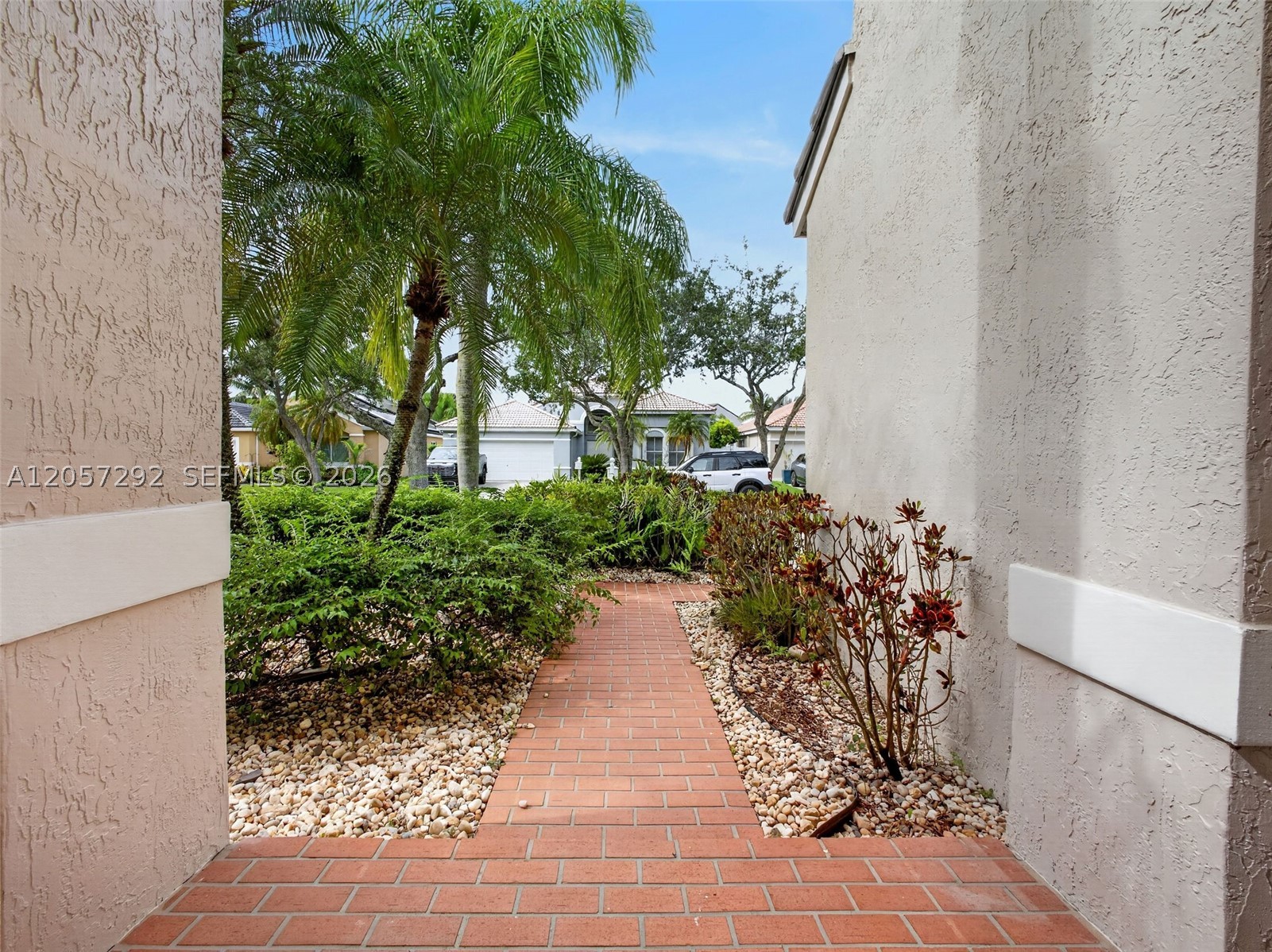 main property photo 111