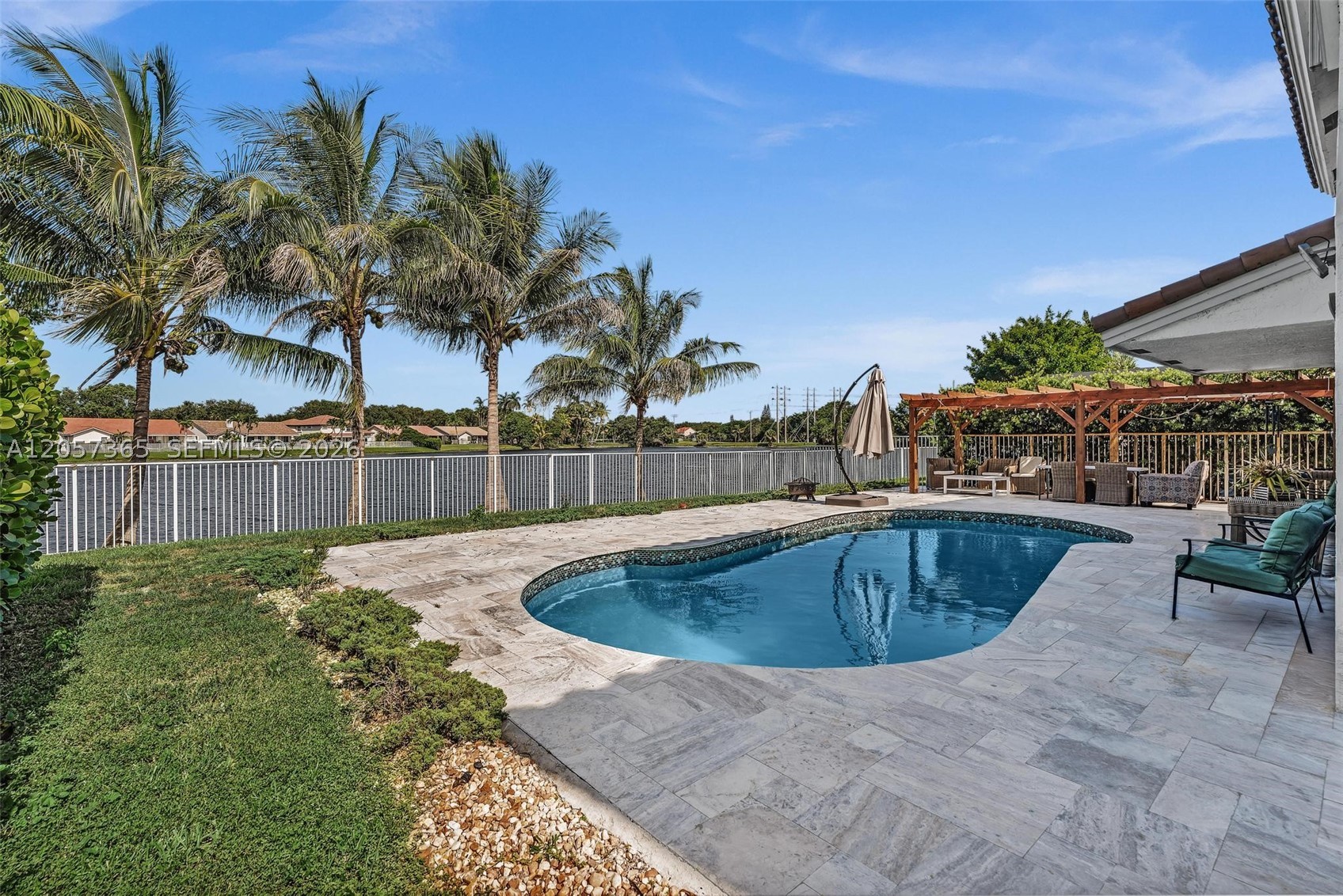 main property photo 65