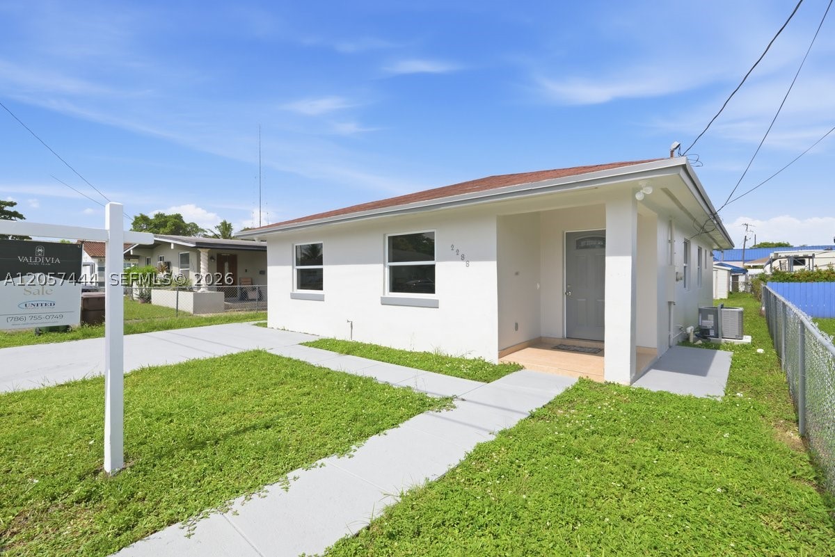 main property photo 24