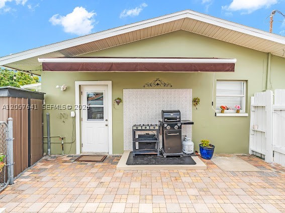 main property photo 28