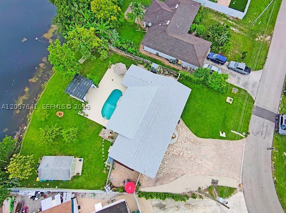 main property photo 42