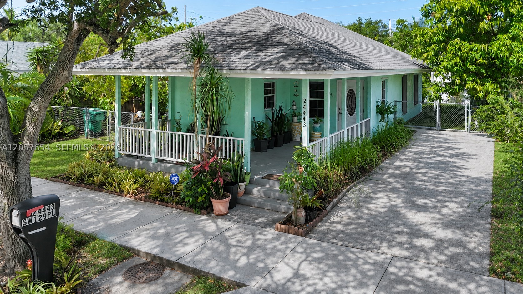 main property photo 19