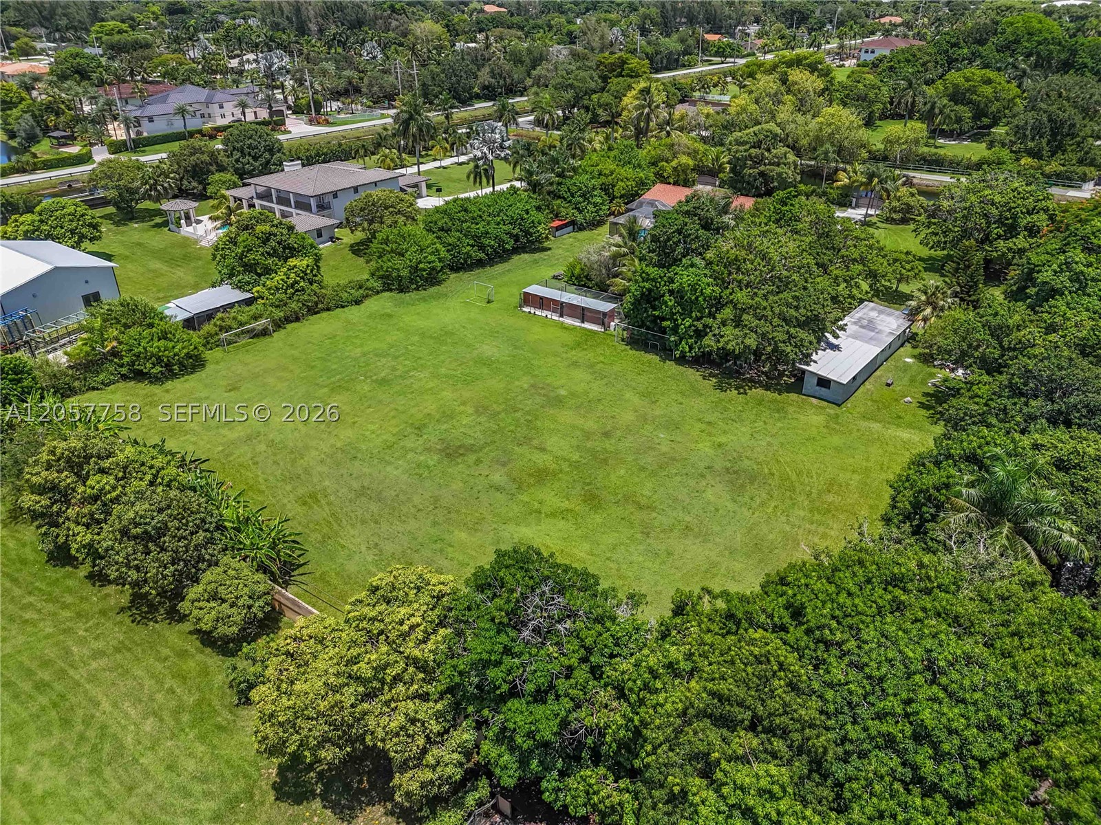 main property photo 32