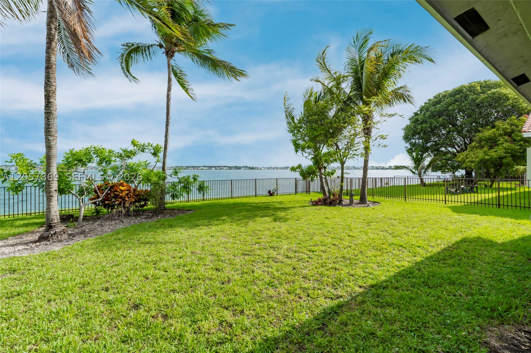 main property photo 67