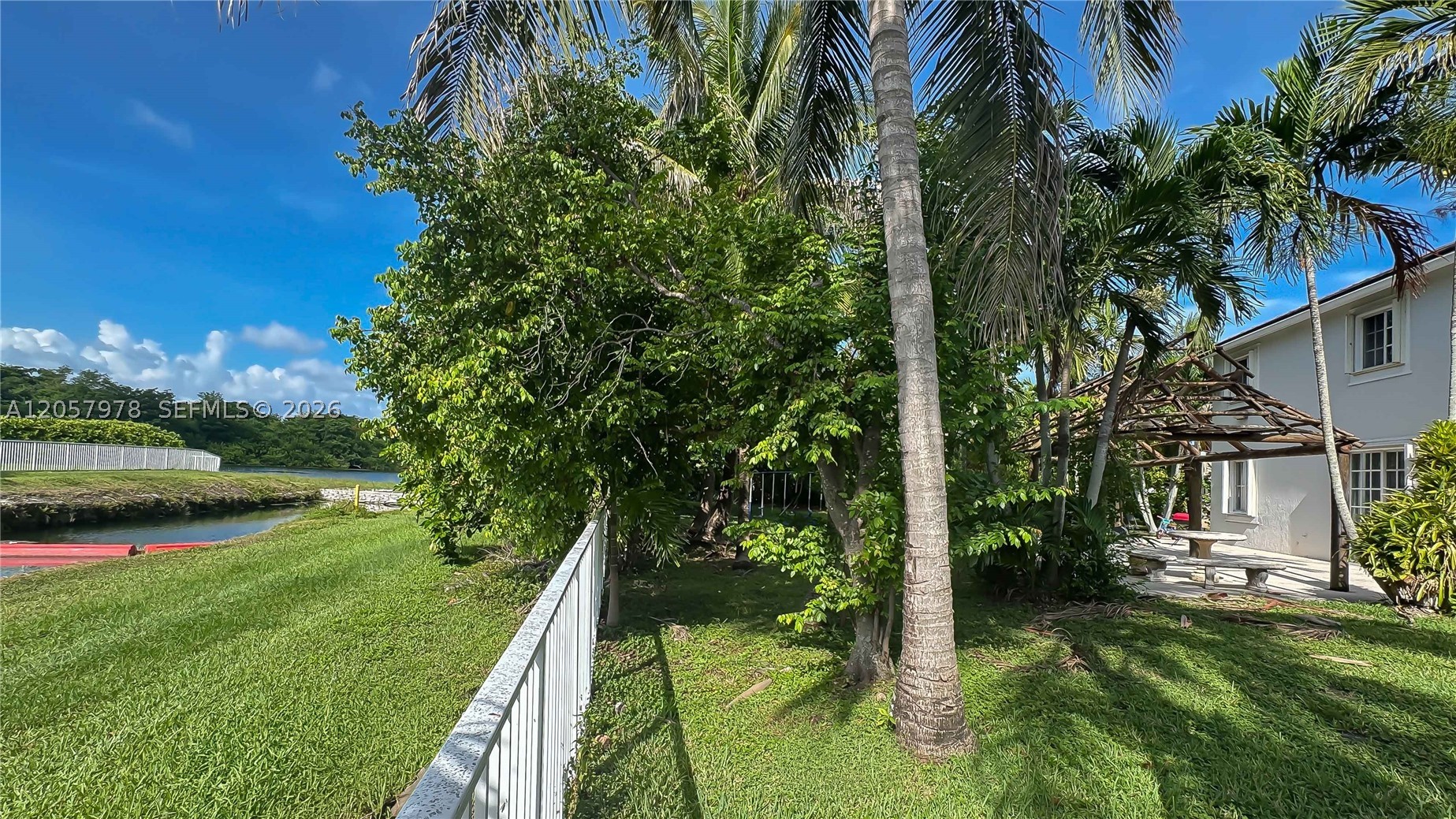 main property photo 63