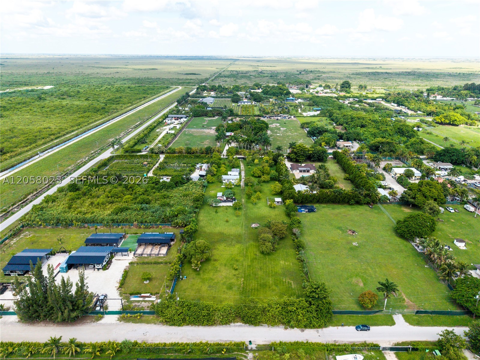 main property photo 10