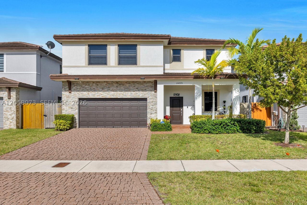 main property photo 0