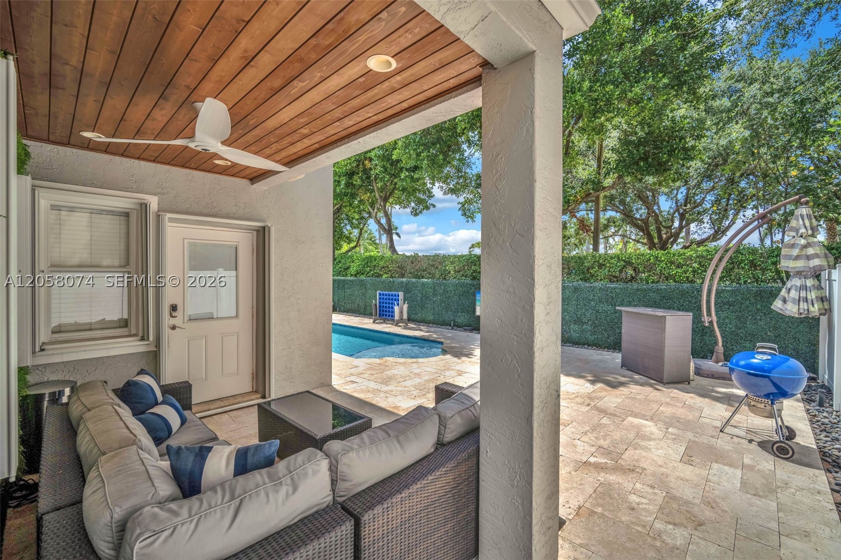 main property photo 40