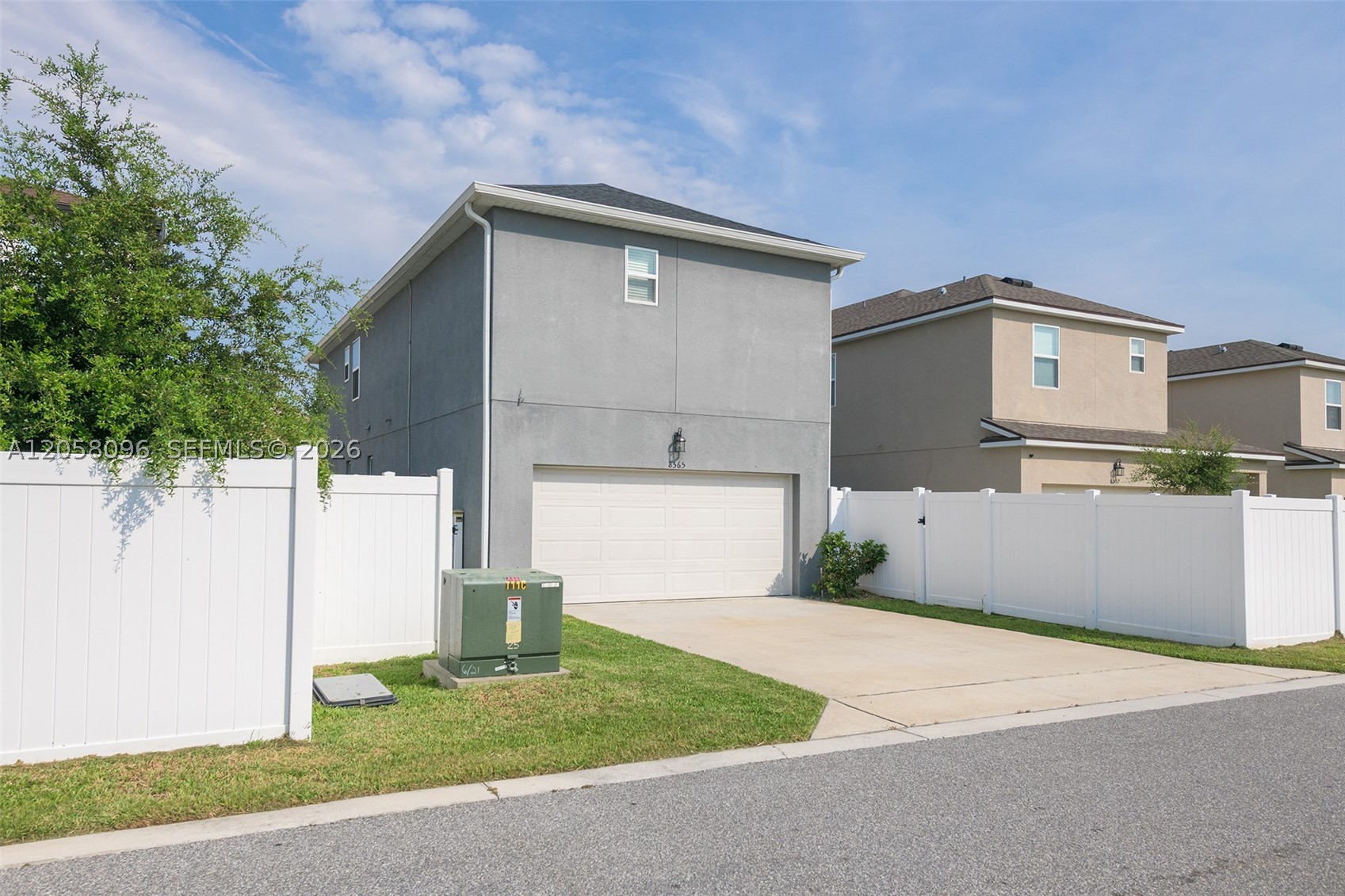 main property photo 31