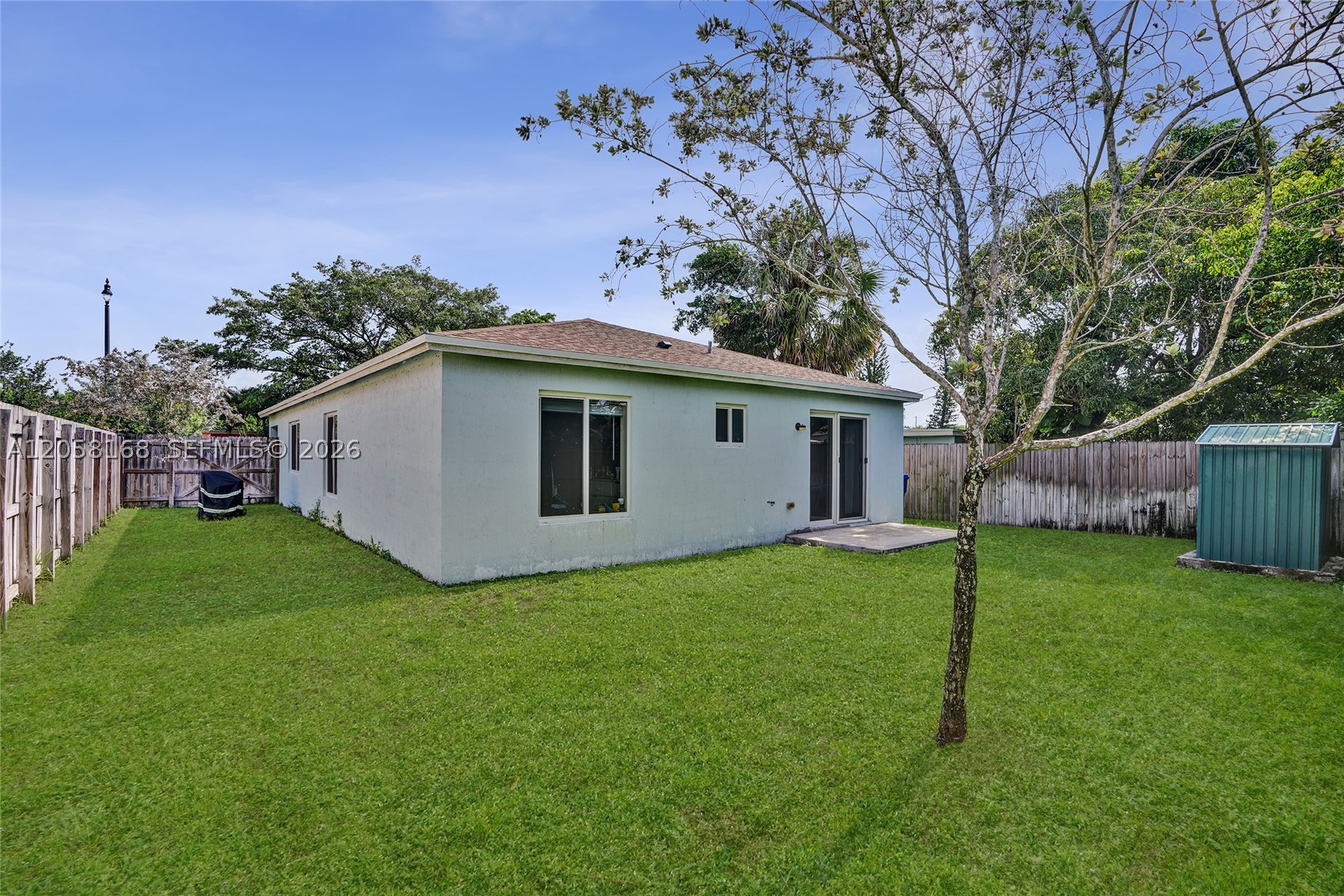 main property photo 18