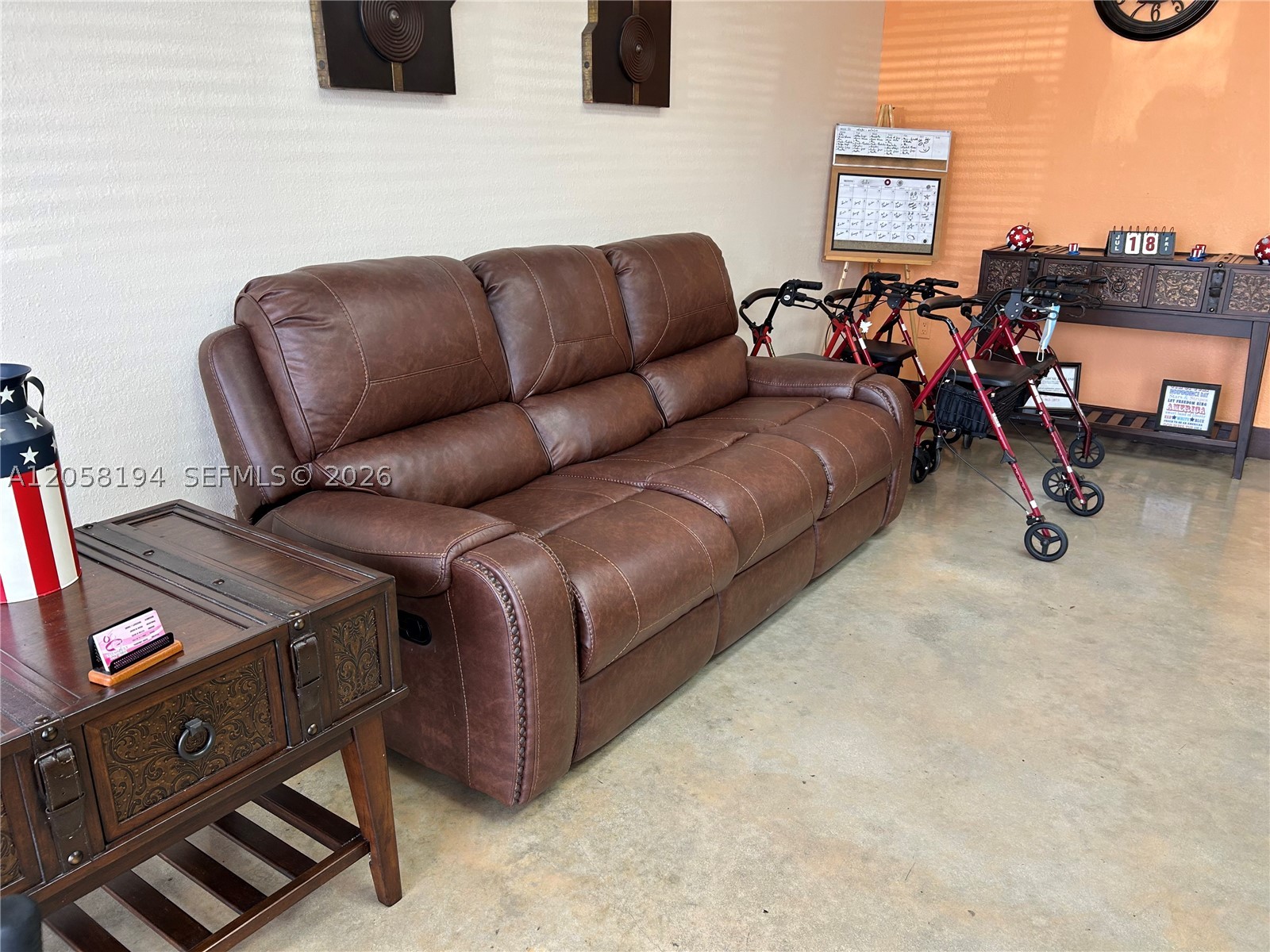 main property photo 12