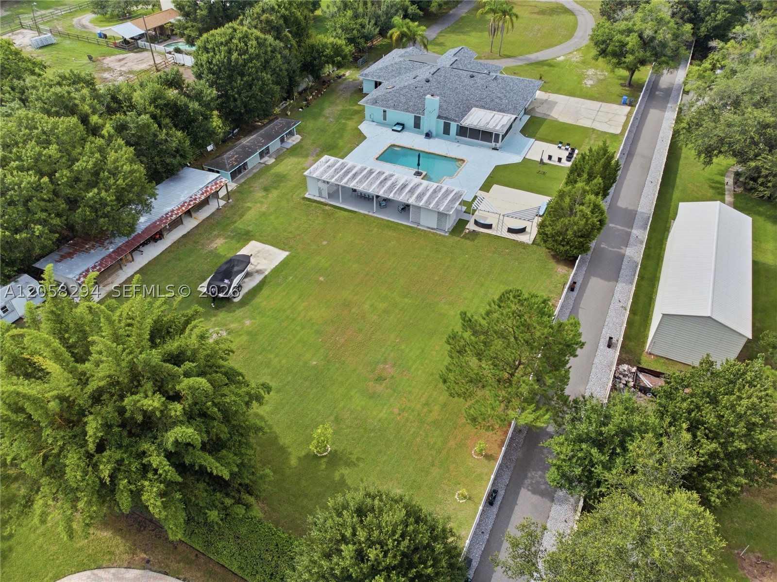 main property photo 50
