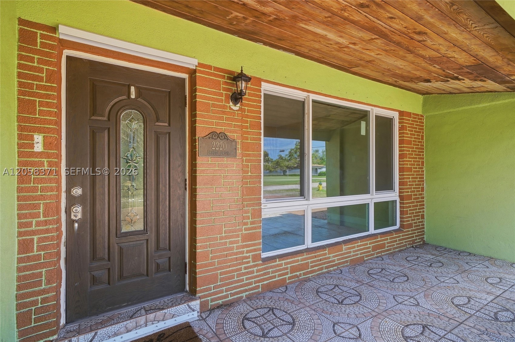 main property photo 2