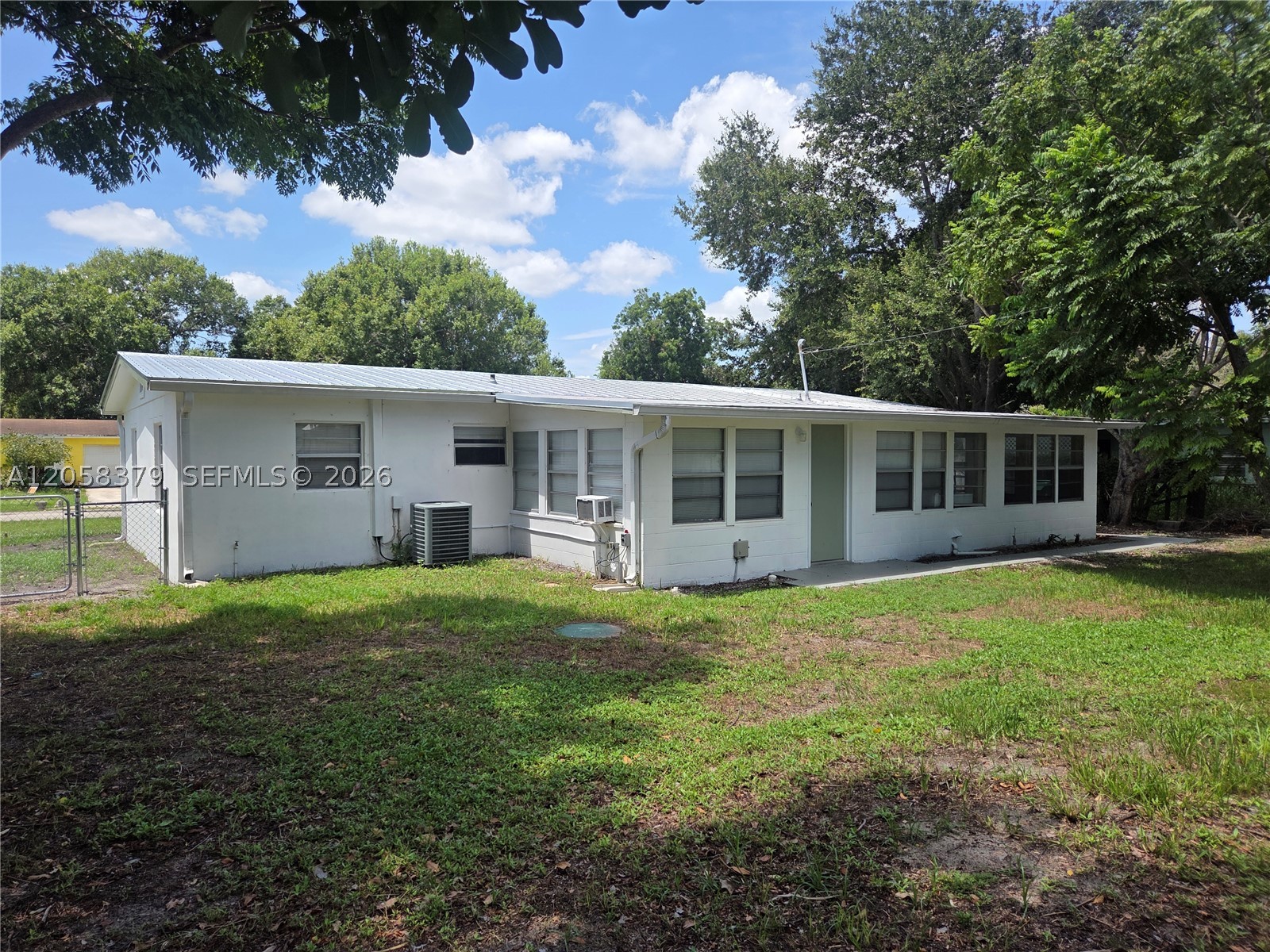 main property photo 20