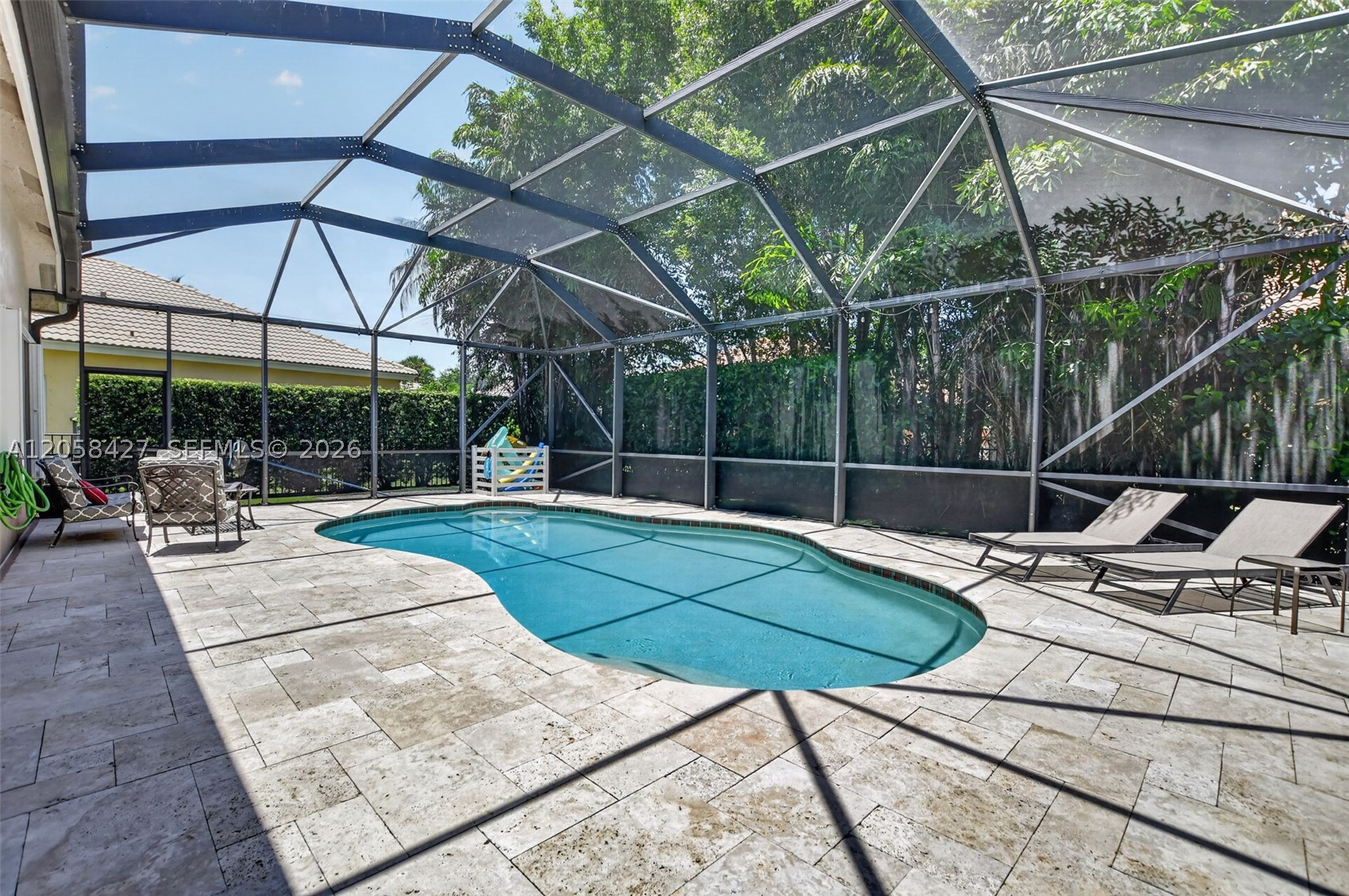 main property photo 45