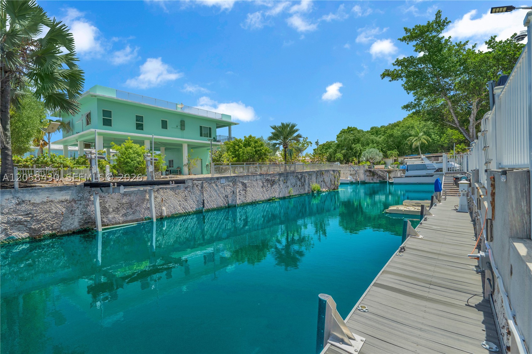 main property photo 45
