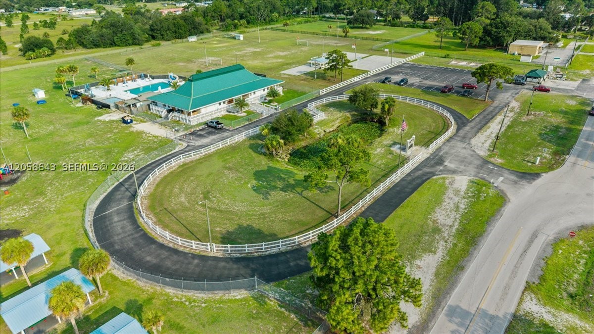 main property photo 46